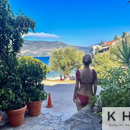 Apartment Seaside Ground Floor Elegant In Fiskardo! 20 Steps From Zavalata Beach!