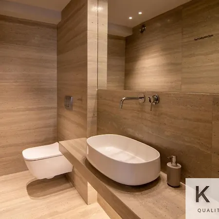 Seaside Ground Floor Elegant In Fiskardo! 20 Steps From Zavalata Beach! 아파트