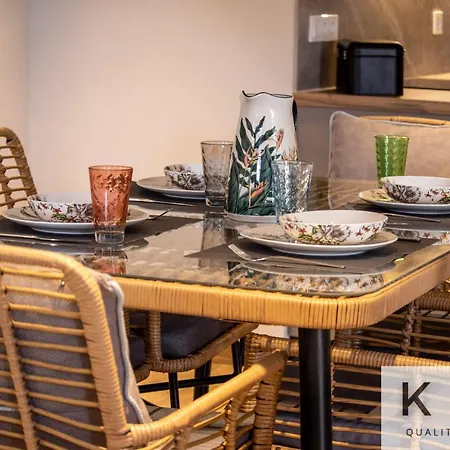 アパート Seaside Ground Floor Elegant In Fiskardo! 20 Steps From Zavalata Beach! フィスカルドン